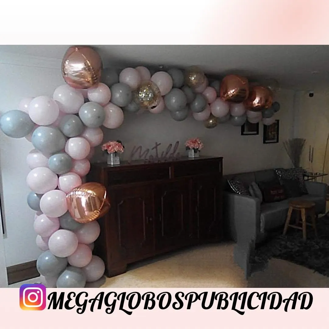Guirnalda de globos para inauguración de local en Benidorm